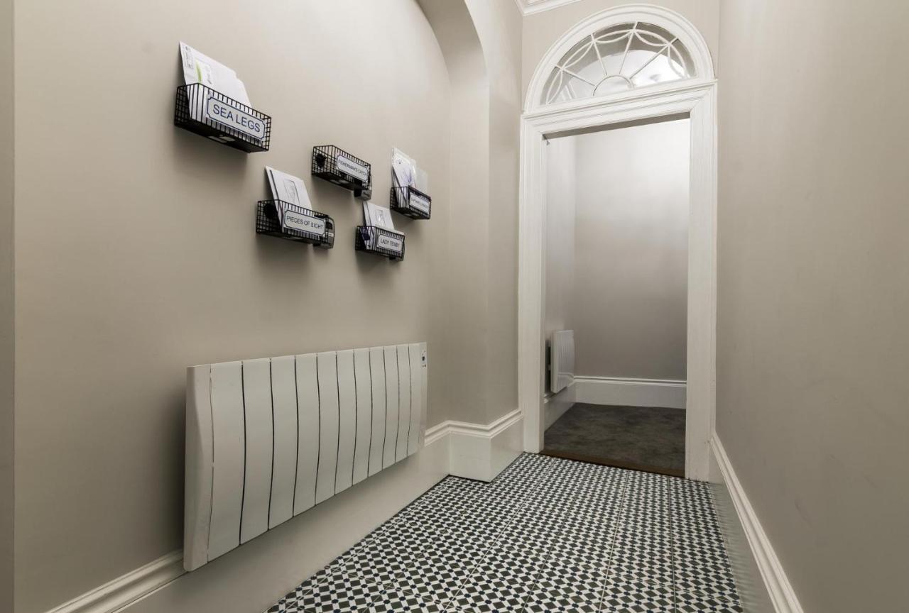 Fisherman'S Catch - Two Bedroom Luxury Apartment - Тенби Экстерьер фото