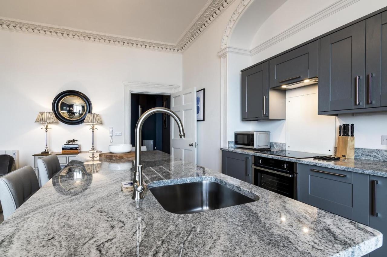 Fisherman'S Catch - Two Bedroom Luxury Apartment - Тенби Экстерьер фото