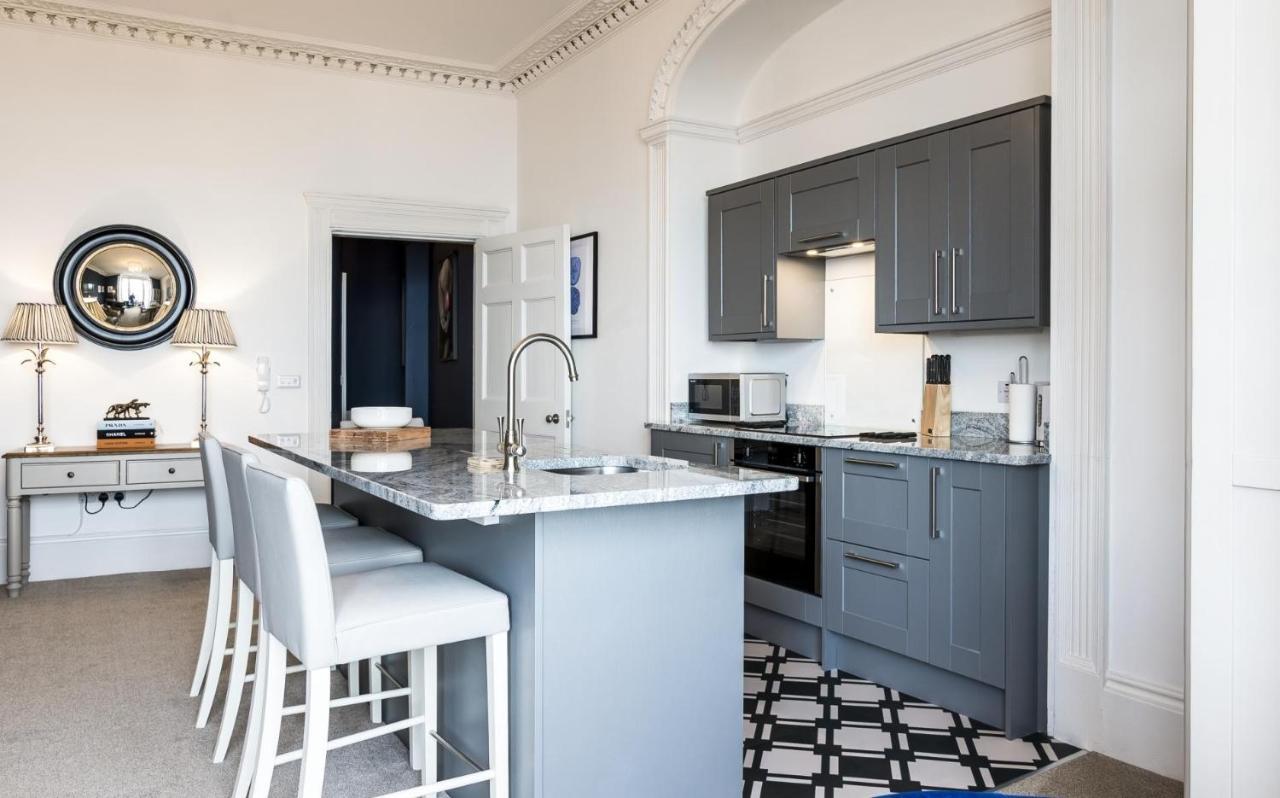 Fisherman'S Catch - Two Bedroom Luxury Apartment - Тенби Экстерьер фото